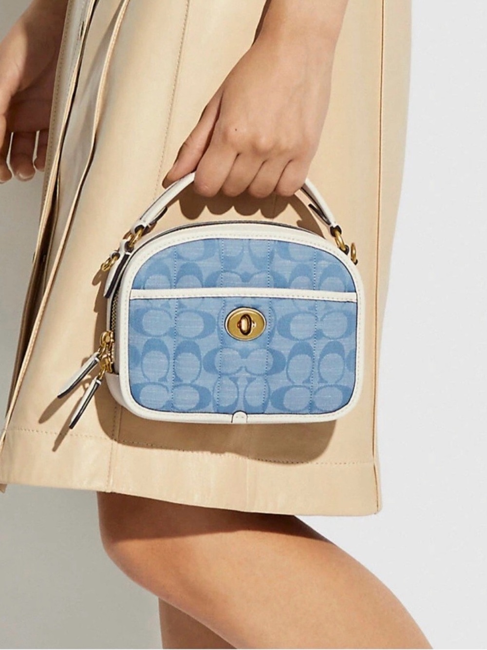 Coach Lunchbox Top Handle In Signature Chambray With Quilting